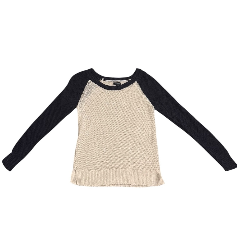 Splendid Navy and Cream Linen Raglan Sweater